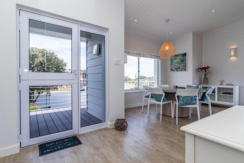 4 Bedroom Property for Sale in Sandbaai Western Cape